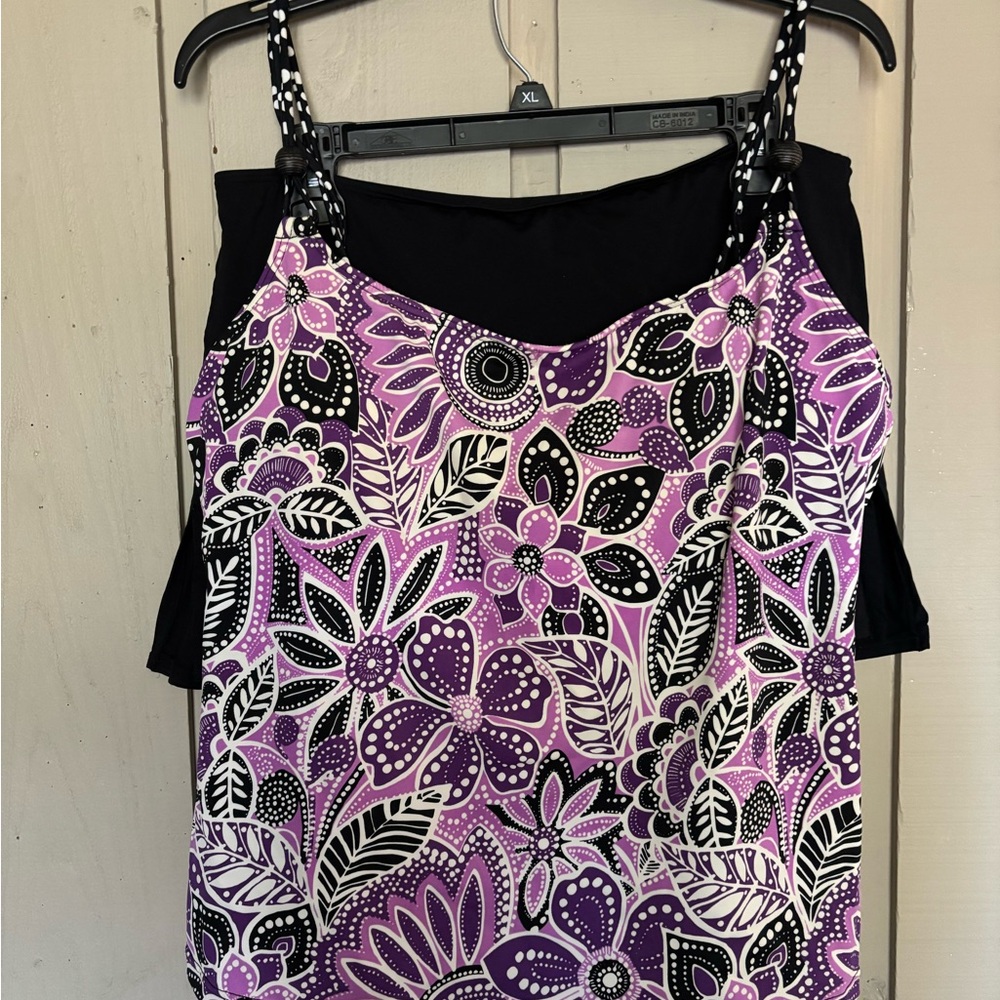 Island Escape Purple and Black Floral Bikini Top
